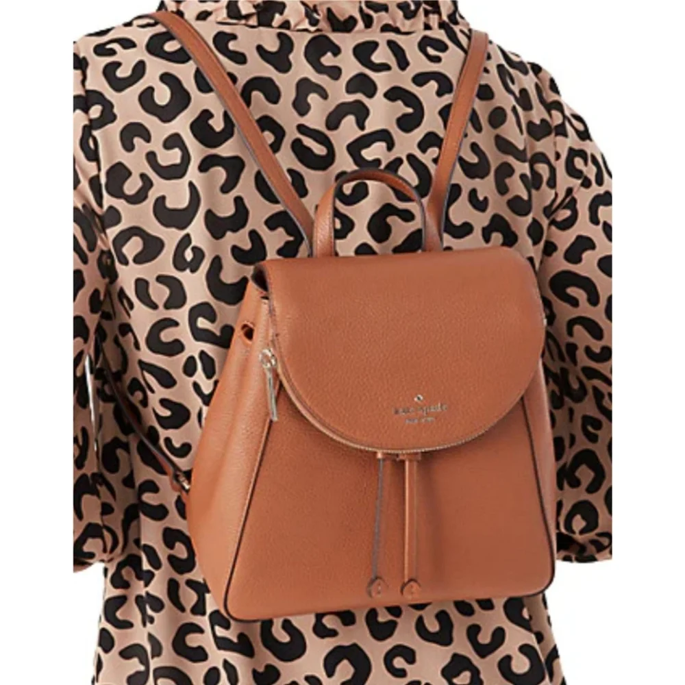 Kate Spade Backpack OS Leila Medium Flap Pebbled Leather Warm Gingerbread Brown
